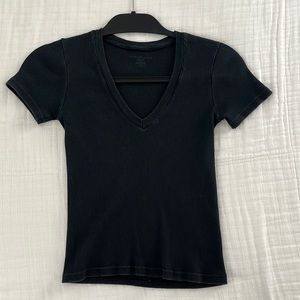 Brandy black rubbed v neck